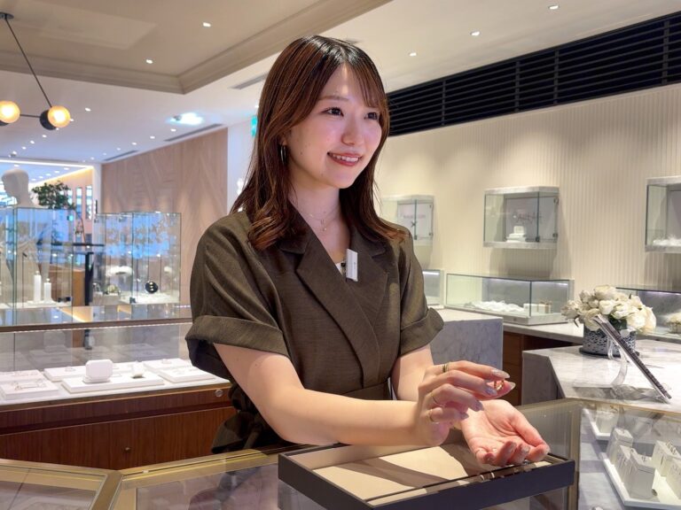 好きを仕事に、お客様の大切な瞬間に寄り添うジュエリー販売